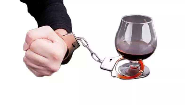 Alkotox în Piatra Neamț: remediu eficient pentru combaterea dependenței de alcool